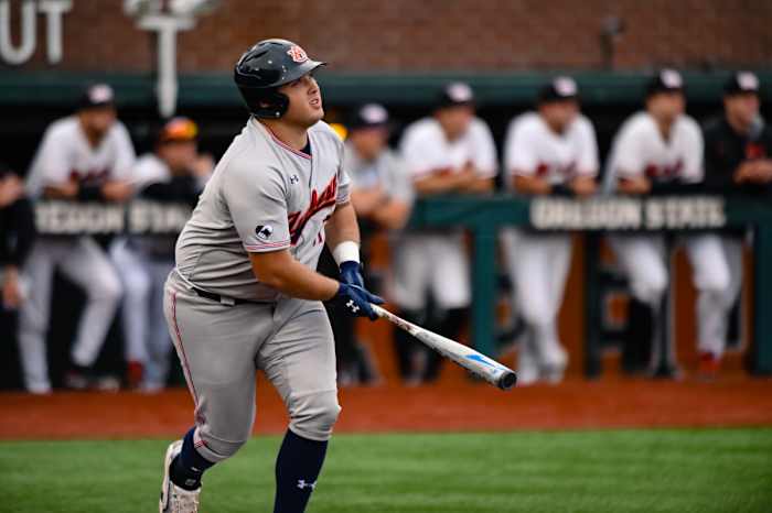 Auburn baseball's Sonny DiChiara vs Oregon State.